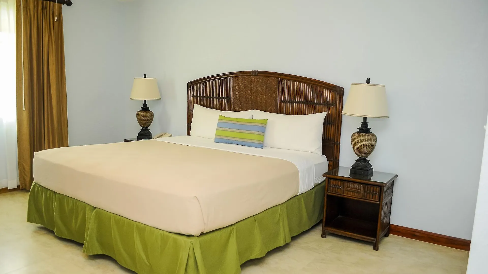 Hotel Coco La Palm Negril 3*,