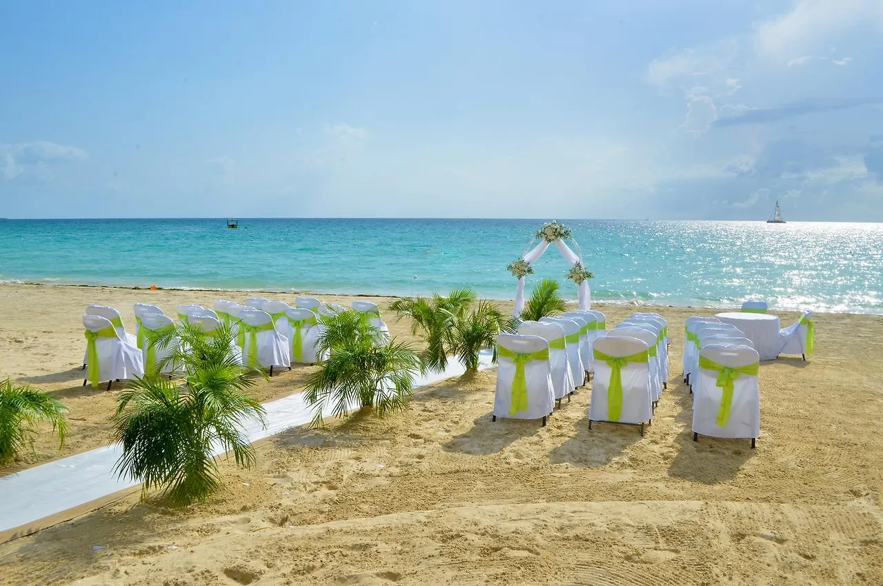 Coco La Palm Hotel Negril